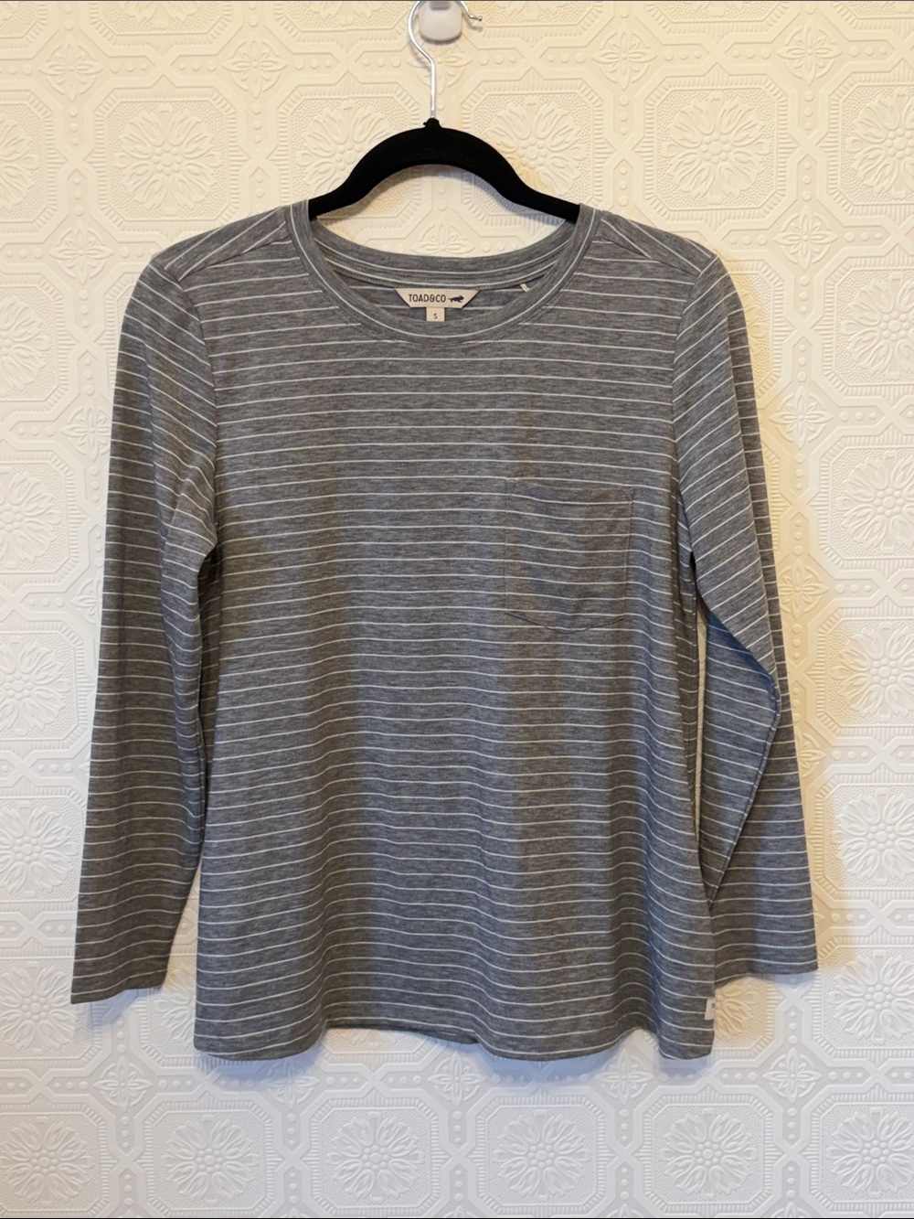 Toad&Co SMU Swifty Swing 3/4 Tee Gray and White Striped Pocket Top Size Small